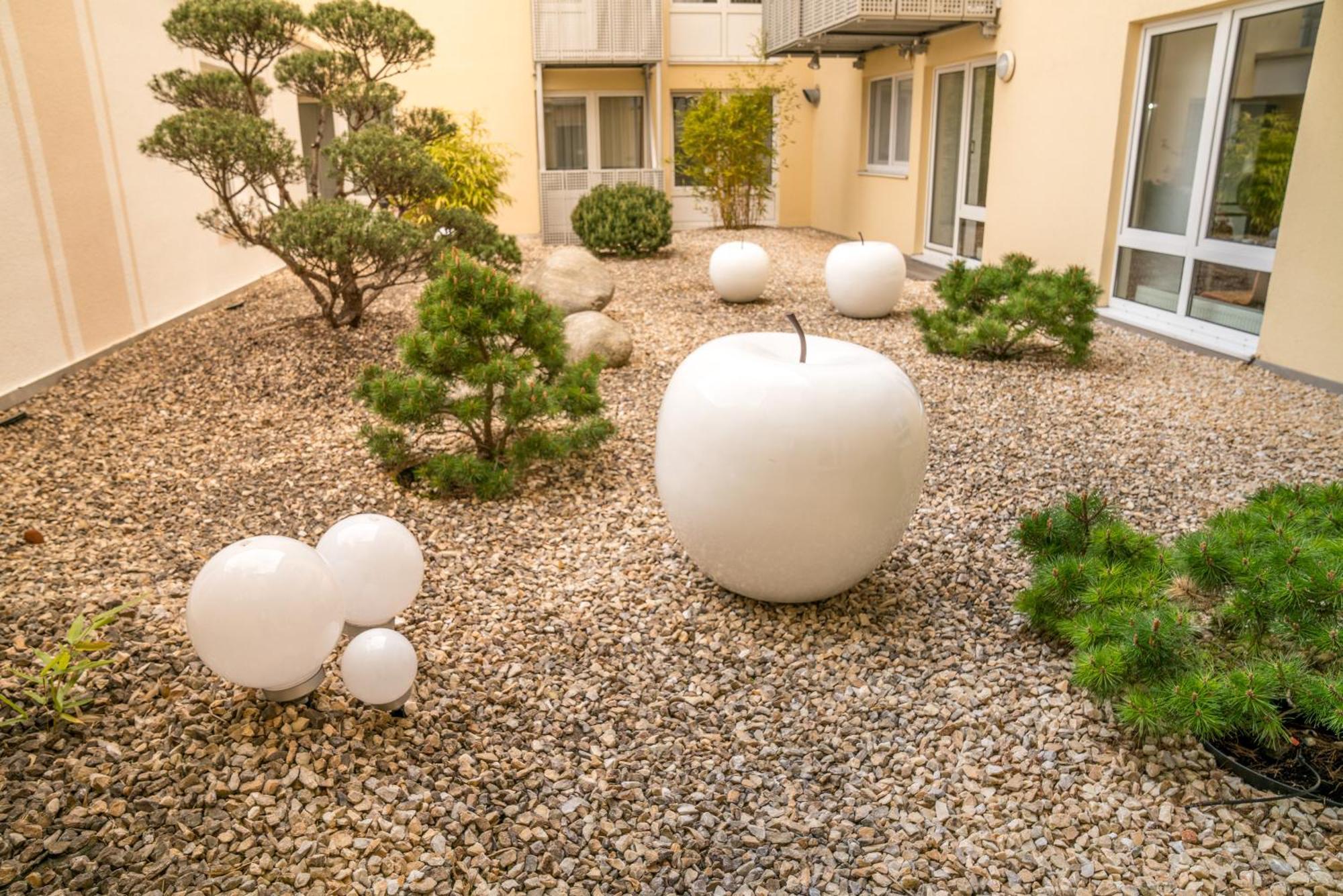 Airporthotel Residenz Steinenbronn מראה חיצוני תמונה