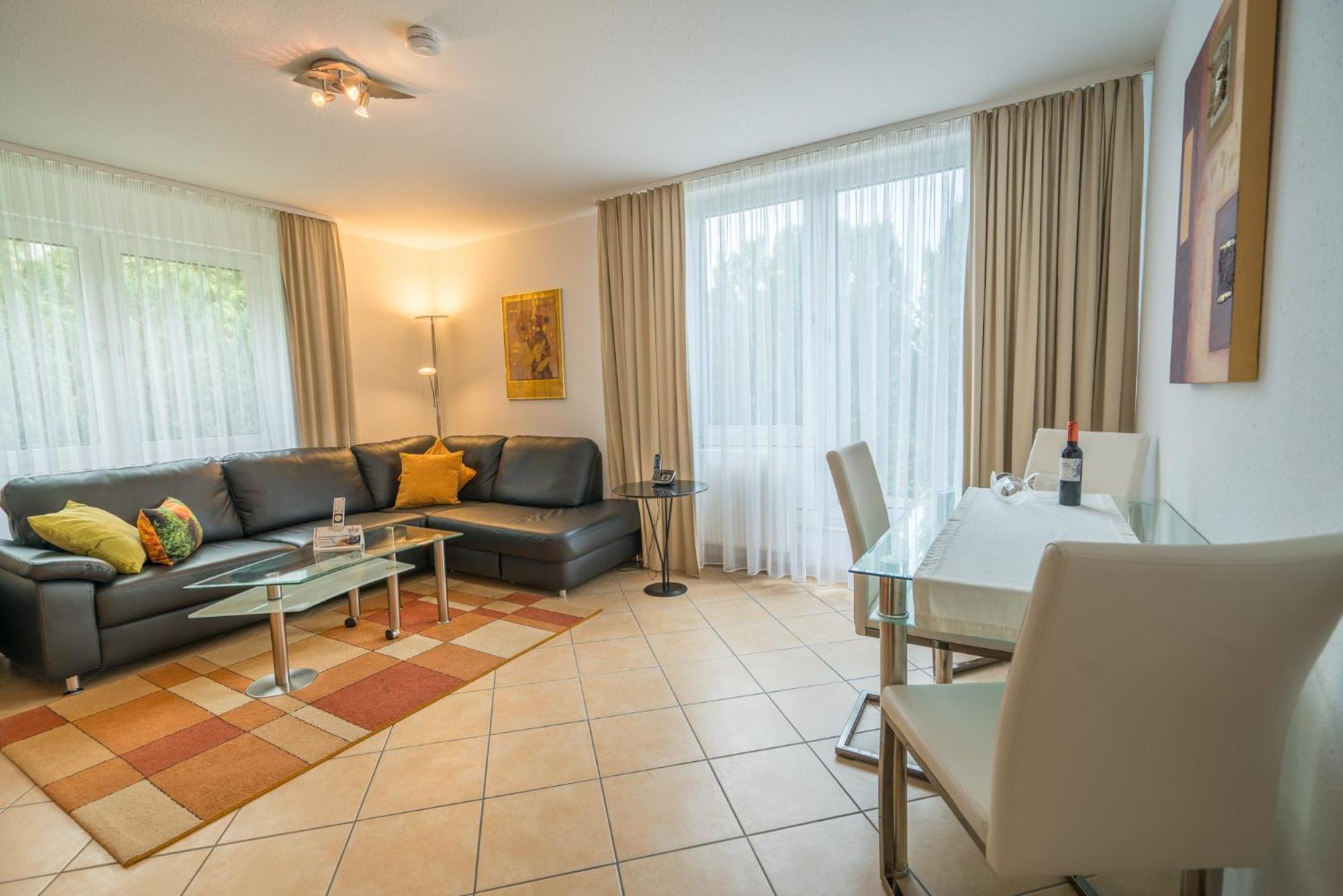 Airporthotel Residenz Steinenbronn מראה חיצוני תמונה