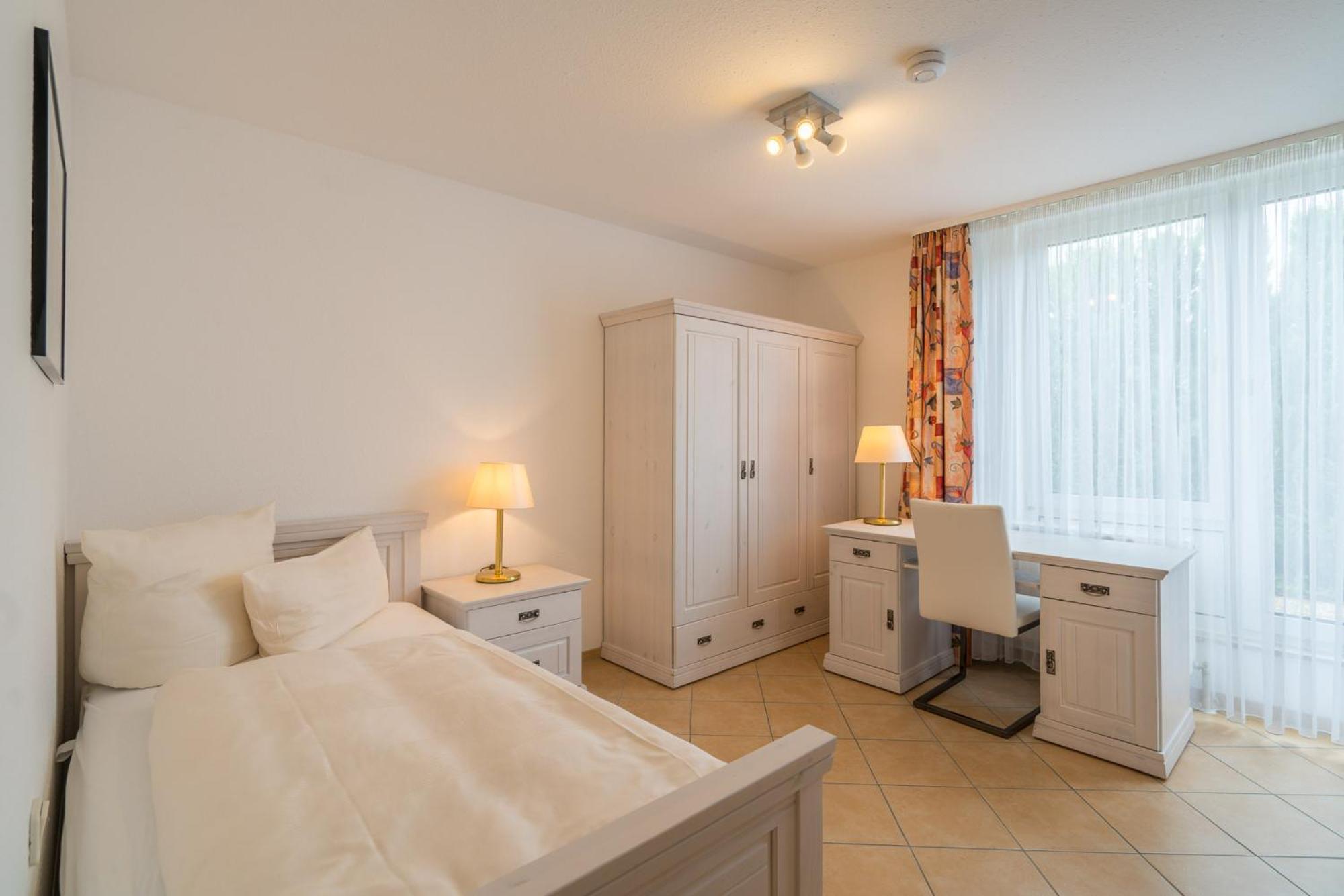 Airporthotel Residenz Steinenbronn מראה חיצוני תמונה