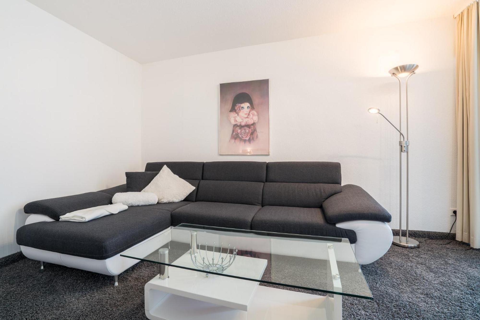Airporthotel Residenz Steinenbronn מראה חיצוני תמונה
